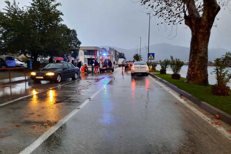Detalji nesreće u Metkoviću, Mercedesom naletio na pješakinju na zebri
