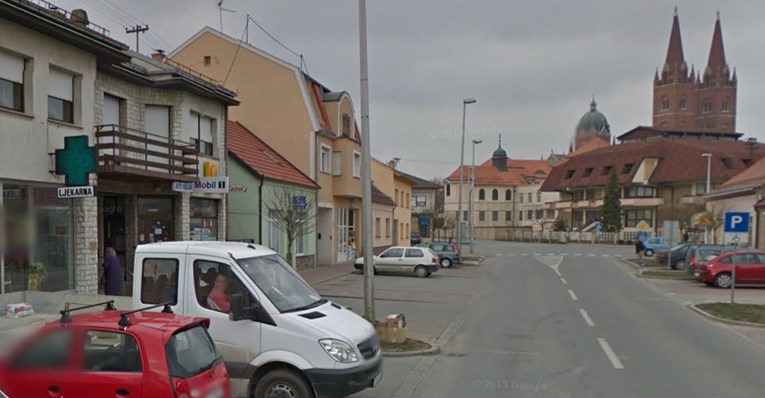 Đakovčanin bijesan: U nedjelju popodne nisam imao gdje podići lijek u gradu