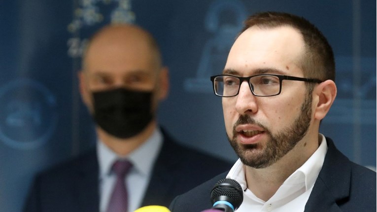 Tomašević uvodi dva nova predmeta u zagrebačke srednje škole