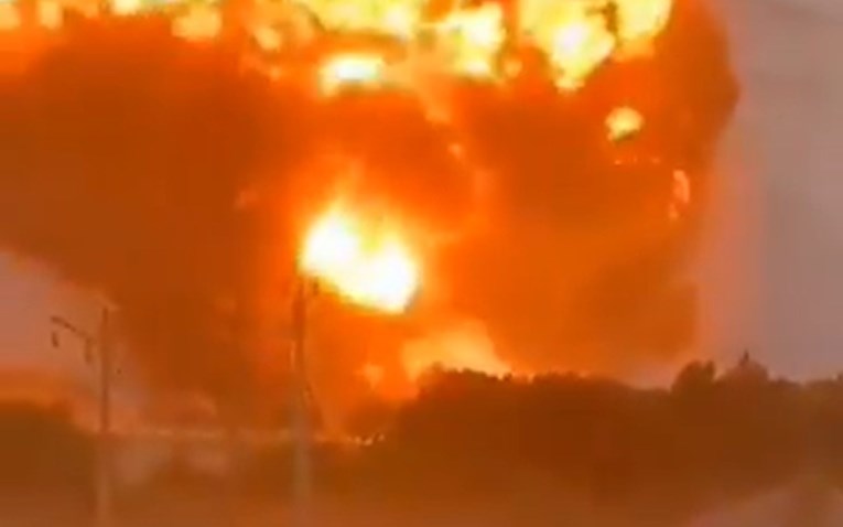 VIDEO Niz eksplozija u vojnoj bazi u Kazahstanu, poginulo pet ljudi