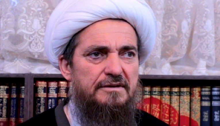Iranski svećenik: Nemojte se cijepiti protiv korone, postat ćete homoseksualci