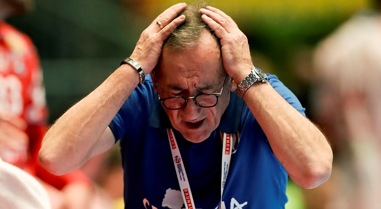 Rukometaši na time-outu: Tko igra srednjeg? Červar: Srednjeg igra ovaj, ovaj...