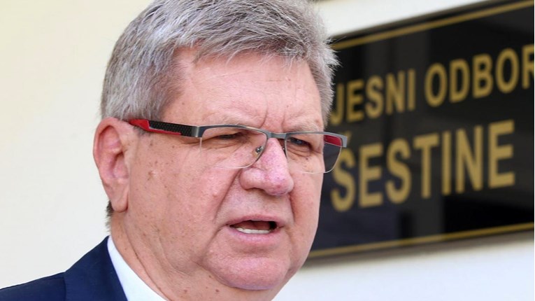 Mrsić pozvao vladu da smanji koeficijente na plaćama državnim dužnosnicima
