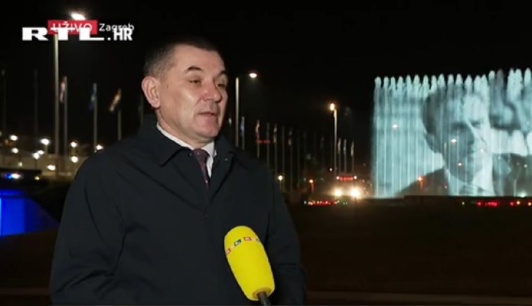 Tomašević nije pisao u knjigu žalosti. Lovrić: Možda bi se upisao u knjigu radosti