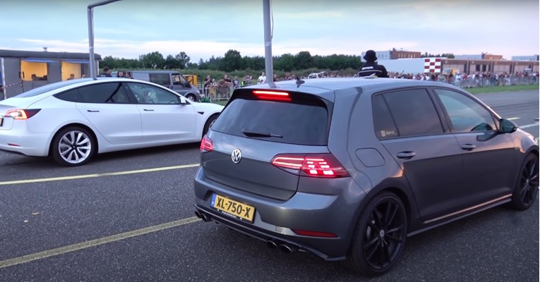 VIDEO Može li Golf biti brži od Tesle? Može, evo i kako