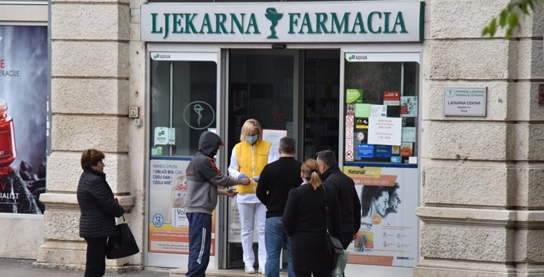 Hrvati zbog korone mahnito kupuju dva proizvoda u ljekarnama