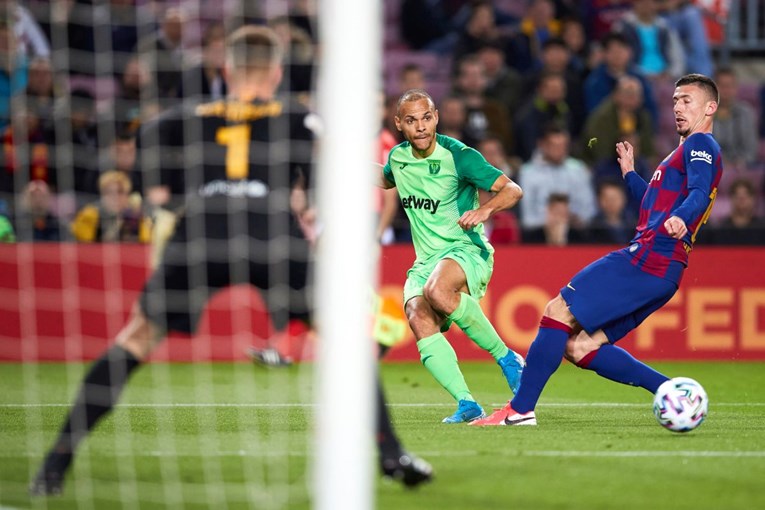 Marca: Barcelona je klub kradljivaca konja