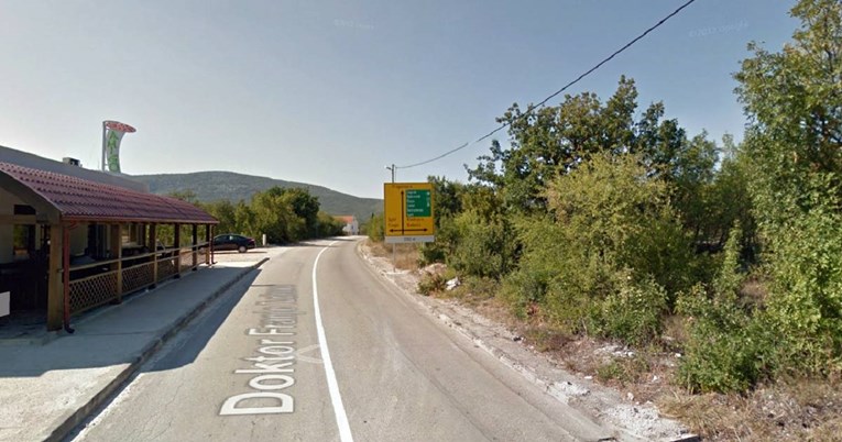Mladić kod Kaštela pucao iz automatske puške, policija ga pronašla