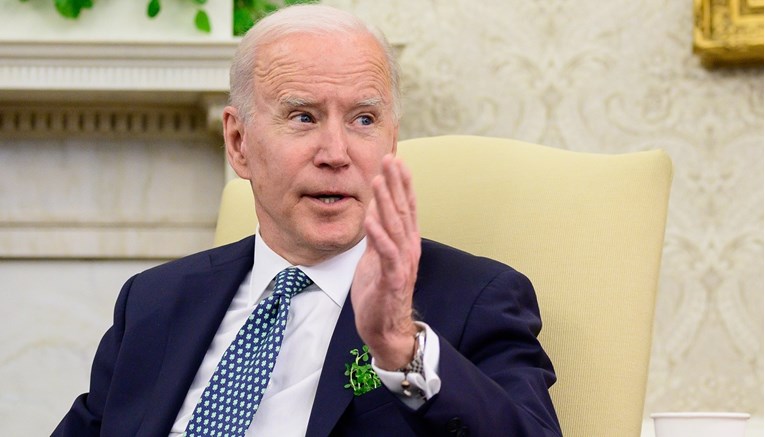 Biden predstavlja plan za suzbijanje oružanog nasilja