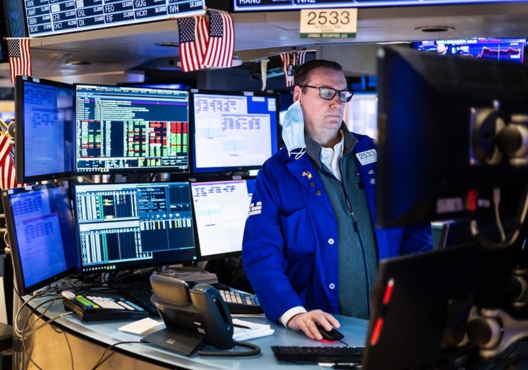 Wall Street pao, trgovanje nesigurno