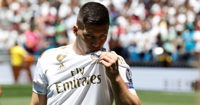 Jović: Gledam snimke na YouTubeu i pitam se - što se događa?