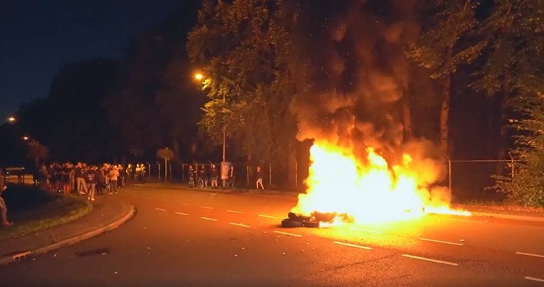 VIDEO Kaos na prosvjedu u Nizozemskoj protiv izbjeglica iz Afganistana