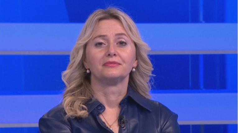 Pavić Šimetin: Brojevi umrlih od covida daleko nadilaze jednu smrt od nuspojava