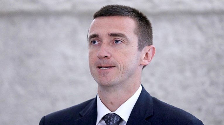 Penava jučer ušao u Domovinski pokret, danas objavio kandidaturu za šefa stranke