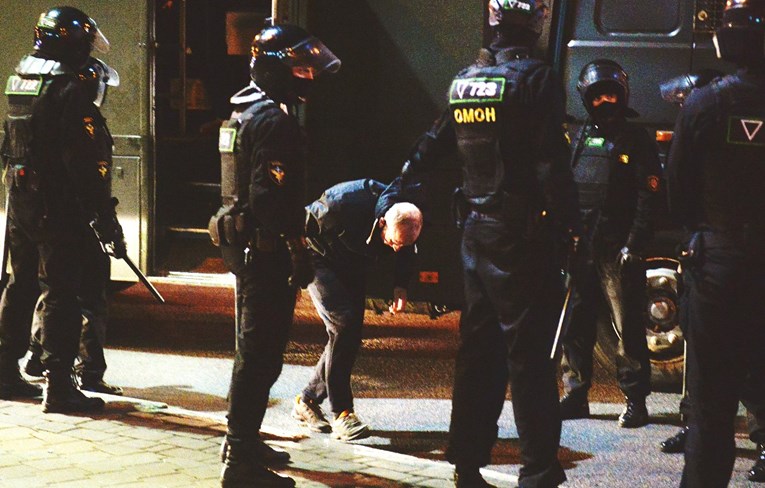 Bjeloruska policija odsad smije koristiti oružje protiv prosvjednika