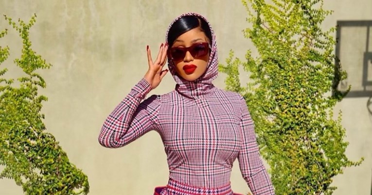 Cardi B pokazala kako je uspjela sakriti trudnoću
