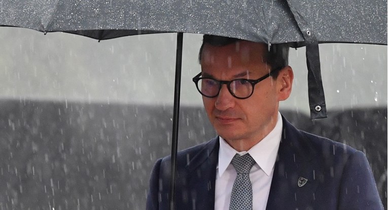 Poljski premijer će eurozastupnicima govoriti o spornoj odluci poljskog Ustavnog suda