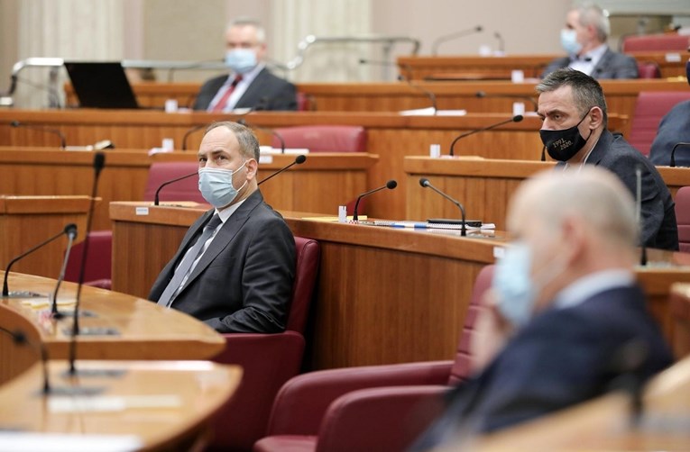 Oporba kaže da popuštanje nije dovoljno, kritizirali Plenkovića: "Koga on nagrađuje?"