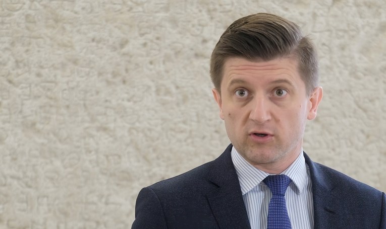 Marić odgovarao gdje će se naći novac za dugove veledrogerijama i covid-dodatak