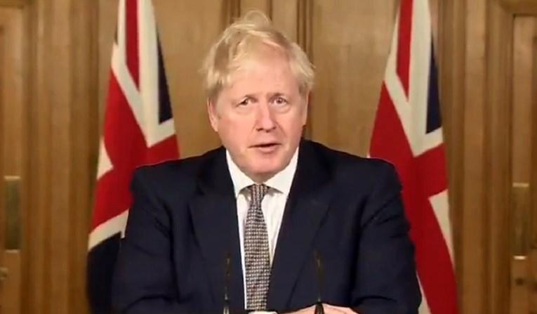 Engleska ide u novi lockdown, Johnson objavio tko će sve moći izlaziti van