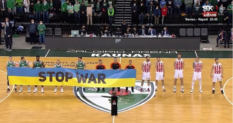 VIDEO Zvezda nije htjela držati natpis "Zaustavite rat". Litvanci poludjeli