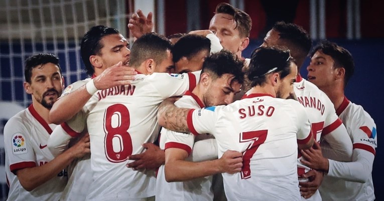 OSASUNA - SEVILLA 0:2 Andalužani preskočili Barcu, Rakitić ušao zadnjih pola sata