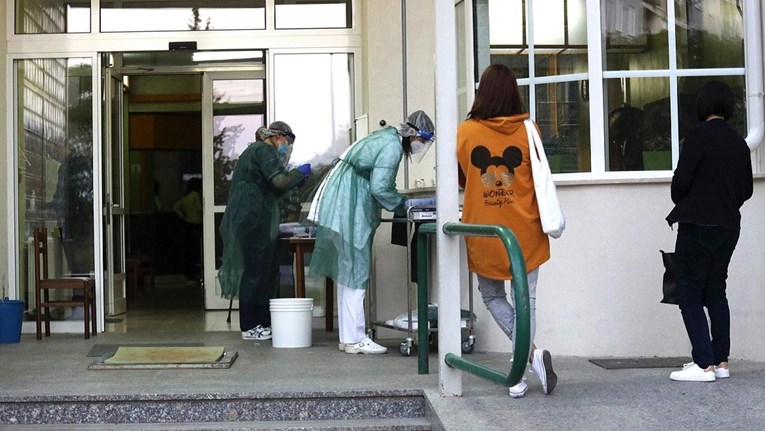 Stožer: 1301 novi slučaj, 19 preminulih, na respiratoru 116 pacijenata