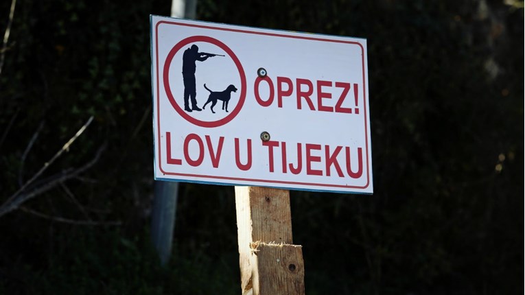 U lovu kod Karlovca ustrijeljen 18-godišnjak, Lovna inspekcija istražuje nesreću