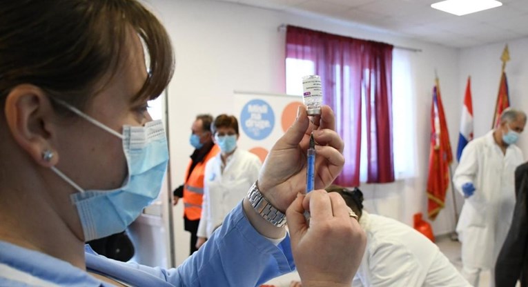 Stariji odbijaju AstraZenecu, mladi traže cjepivo. HZJZ: I mlađi se smiju cijepiti
