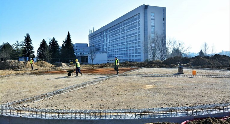 Uz bolnicu u Karlovcu se gradi helidrom, dio financija dao SAD