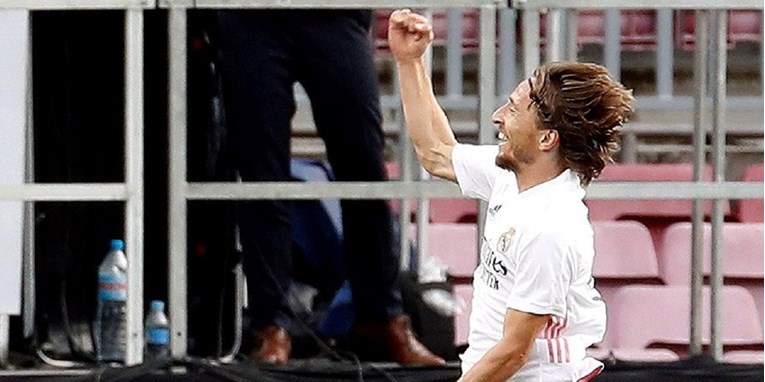 Modrić se oglasio nakon perfektne utakmice. Stotine tisuća fanova mu se klanjaju