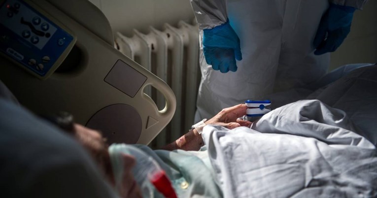 WHO: Pandemija je dosegnula kritičnu točku, rast je eksponencijalan