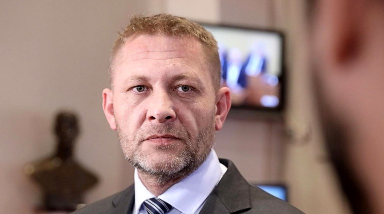 Beljak: Čestitam ljubiteljima ustaša iz gradova Spalato, Sebenico, Bencovazzo...