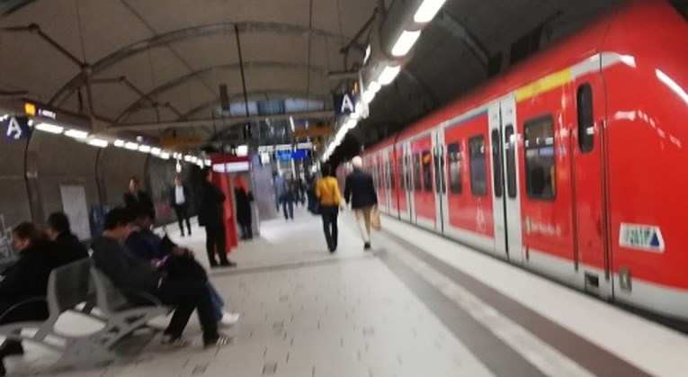Hrvat u Stuttgartu svladao ženu koja je nožem izbola putnicu u vlaku