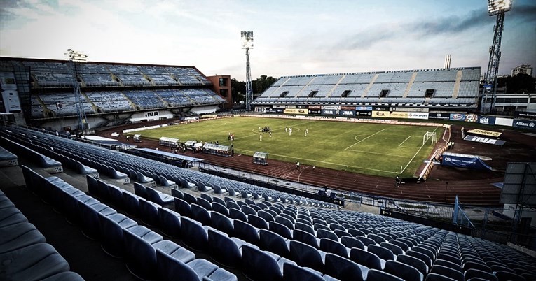 Navijači na Maksimiru gacaju po pišalini. Za to je kriv Dinamo, a ne Zagreb