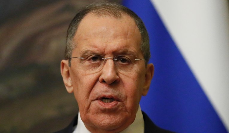 Lavrov putuje u Beograd, susrest će se s Vučićem