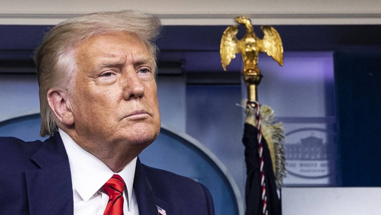 Širi se glasina da je Trump lani imao moždani udar, on to demantira