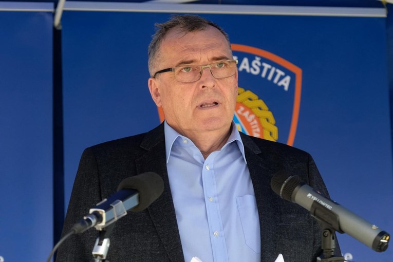 SDP-ovac pisao Capaku: Pišete preporuke kad nekome "baš znači", a meni ovo baš znači