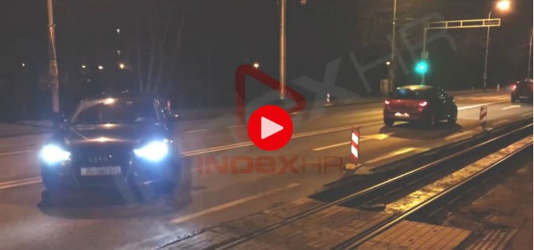 MUP nam je odgovorio o prelasku 2 pune crte ministrovog vozila, prekršaja nema