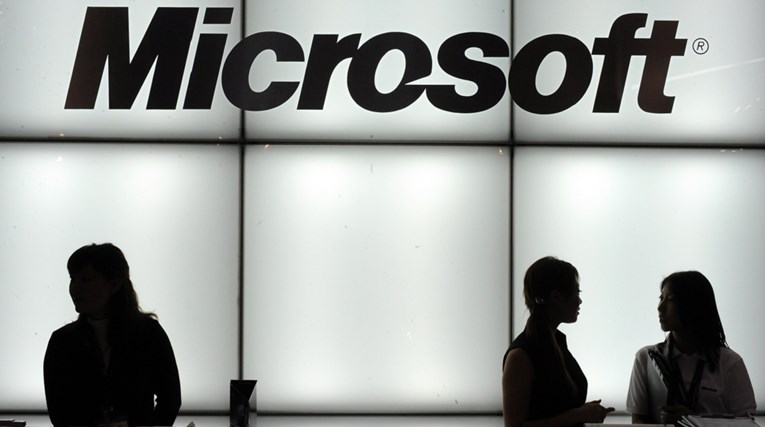 Microsoft će novinare zamijeniti robotima