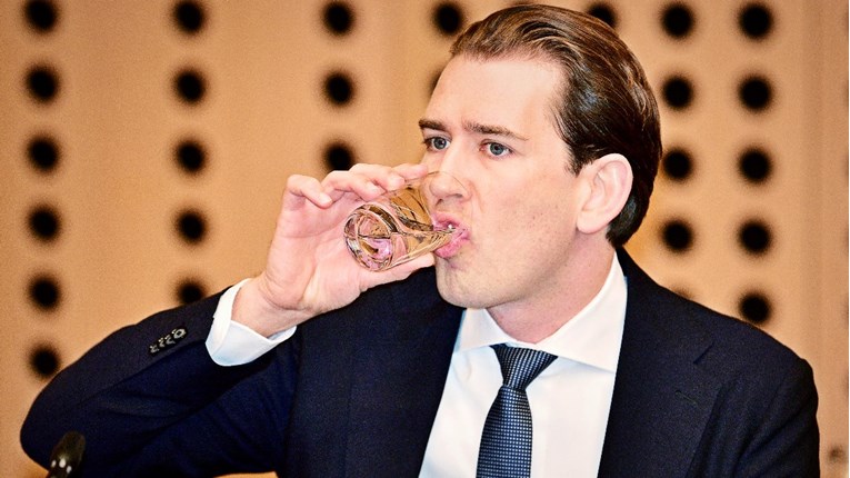 Austrijski kancelar Kurz pod istragom za podmićivanje