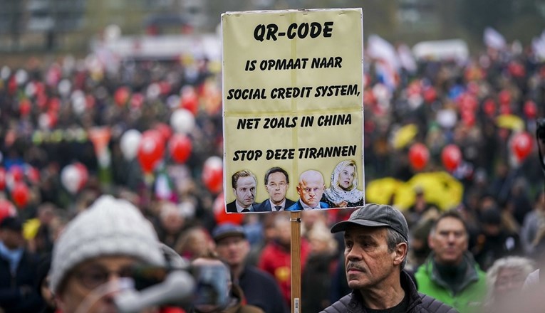 Veliki prosvjed protiv mjera u Nizozemskoj: "Sloboda zdravstva, odmah!"