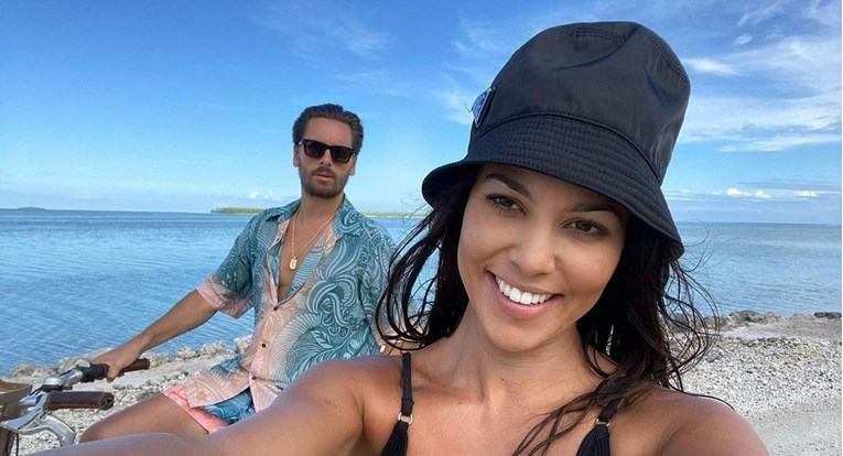 Otkriveno kako je bivši partner Kardashianke reagirao na njene zaruke: Poludio je
