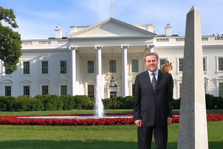 Bandić se fotošopirao ispred Bijele kuće