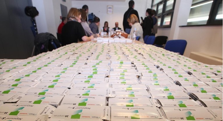 Srbin pokušao u Hrvatsku unijeti 200 tisuća zabranjenih tableta, uhićen je na granici