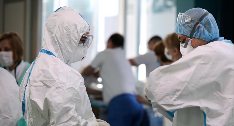 U Češkoj znatno veći broj umrlih u prva tri mjeseca, trećina je imala koronu