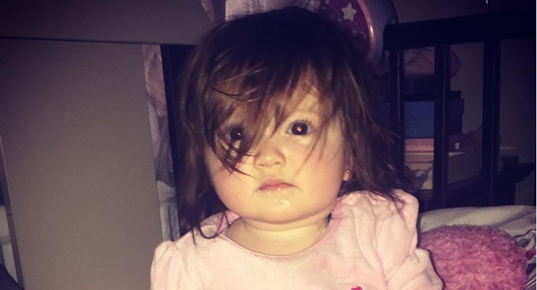 Bila je uvjerena da se bebe rađaju ćelave pa rodila djevojčicu bujne kose