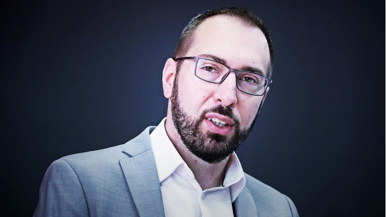 Anketa oporbe: Možemo najjača stranka, Tomašević ima najveće šanse protiv Bandića