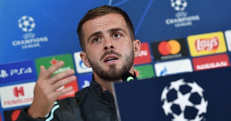 Španjolci: Pjanić se vraća u Italiju, ali ne ide u Juventus