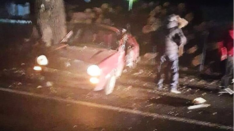 Tri mladića poginula u prometnoj nesreći kod Bugojna
